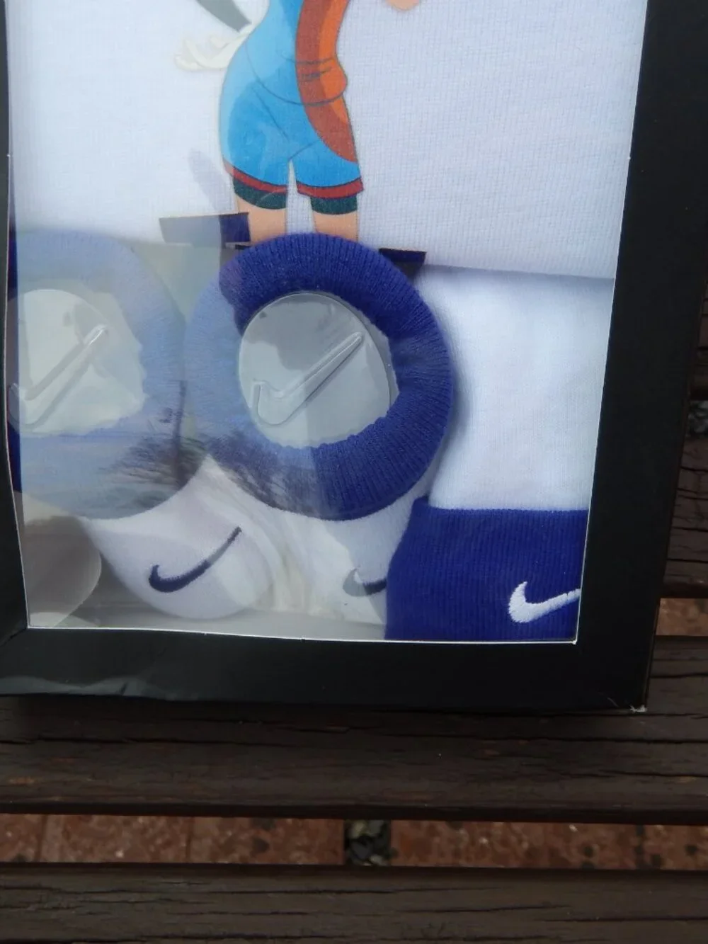 Nike Space Jam Lola Bunny Baby Gift Set 6-12 Months Bodysuit Hat Booties NEW